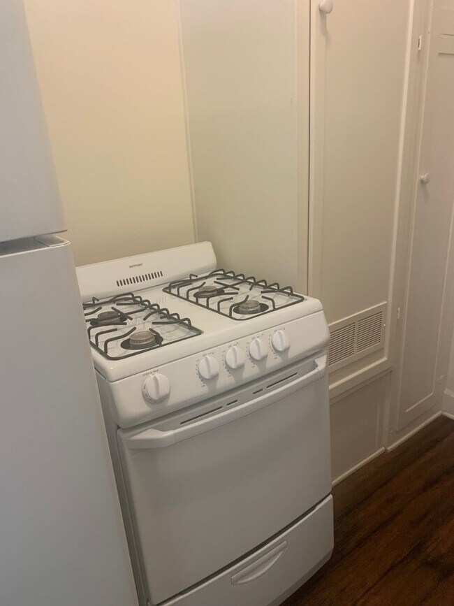 Foto del edificio - Mission Hills Studio