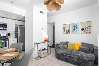 Building Photo - 7326 Collins Ave
