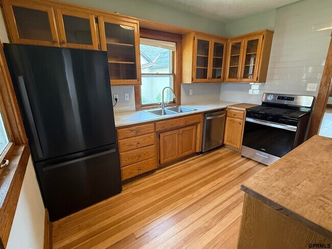 Foto del edificio - 824 N 47th St
