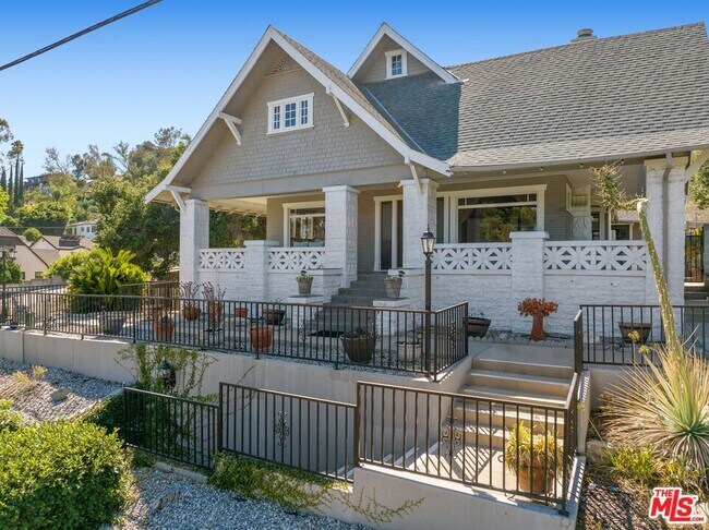 Building Photo - 4935 College View Ave