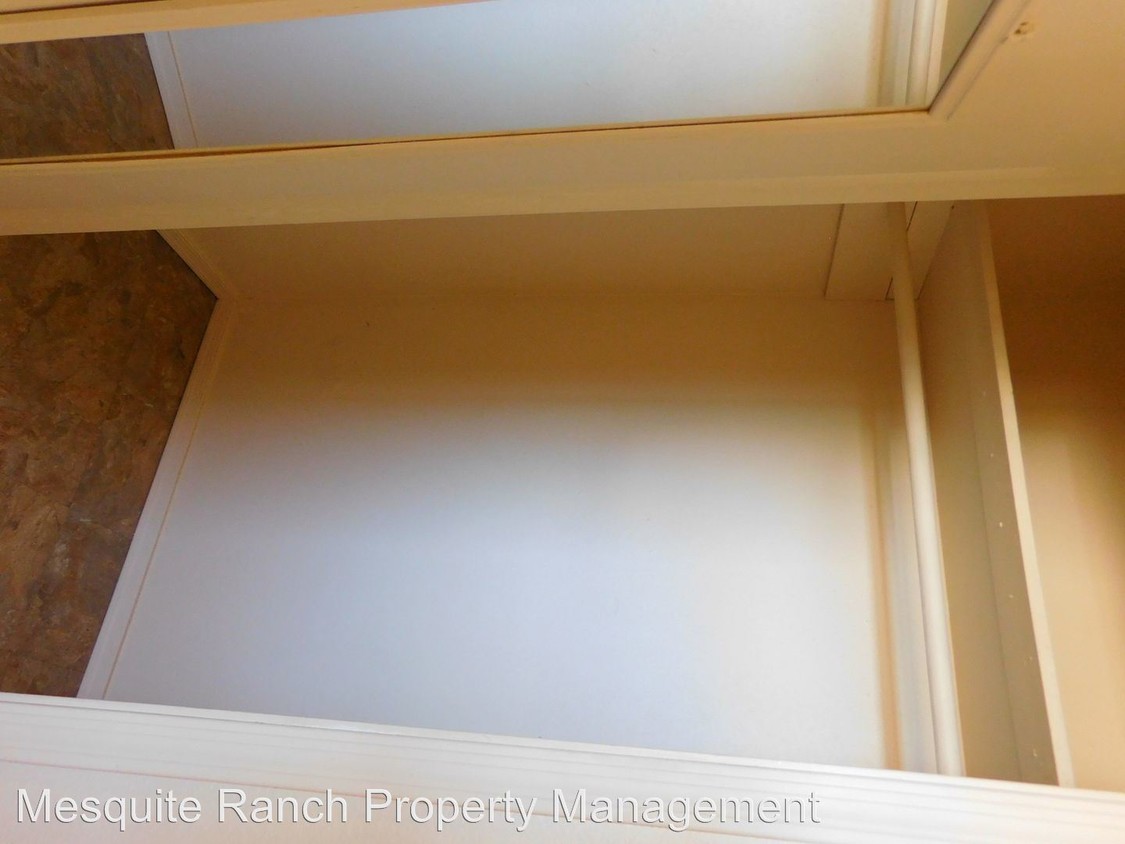 Building Photo - 1 br, 1 bath Apartment - 1312 E High St #C