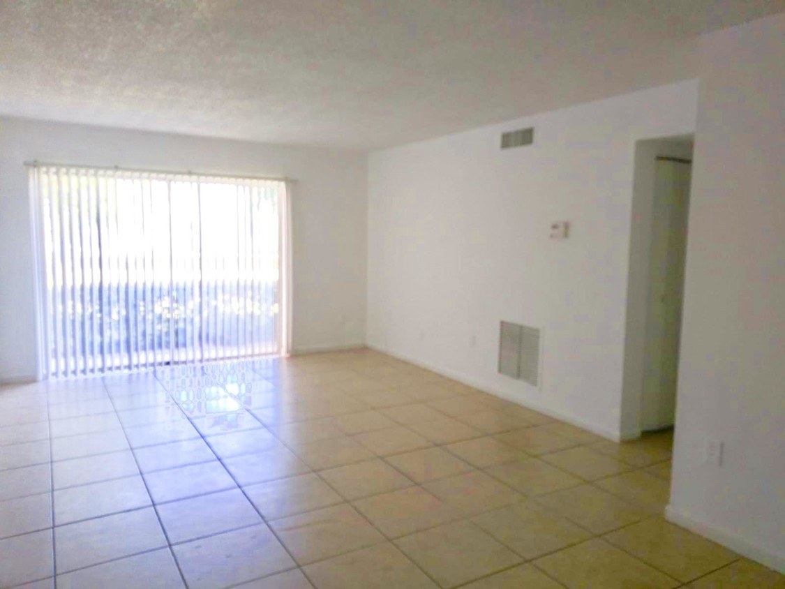 411 Executive Center Drive 107 - 411  Executive Center Drive 107