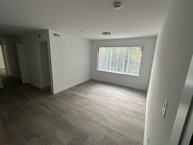 Building Photo - 313 Anacostia Rd SE