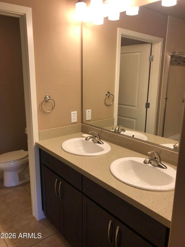 Building Photo - 5450 E Deer Valley Dr