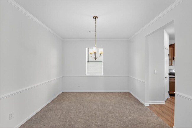 Foto del edificio - 233 Bloomfield Cir