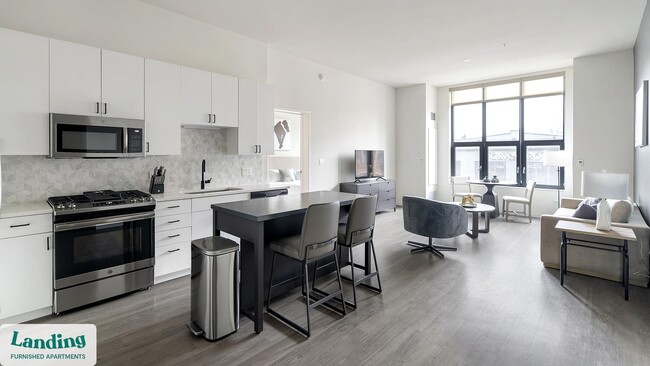 Foto del edificio - 2480-2522-2522 N Milwaukee Ave