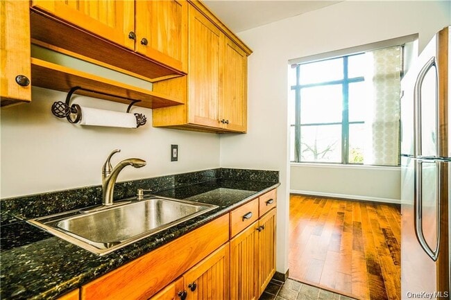 Foto del edificio - 85 McKinley Ave