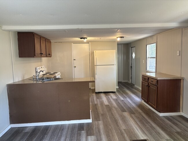 Building Photo - 3106 Orchard Dr