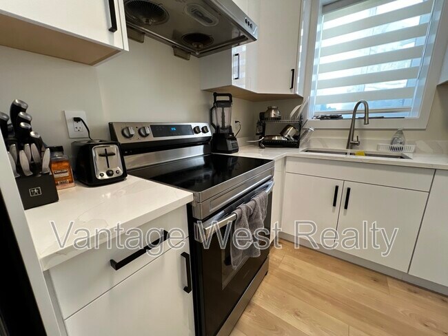 Photo du bâtiment - 830 Westview Way