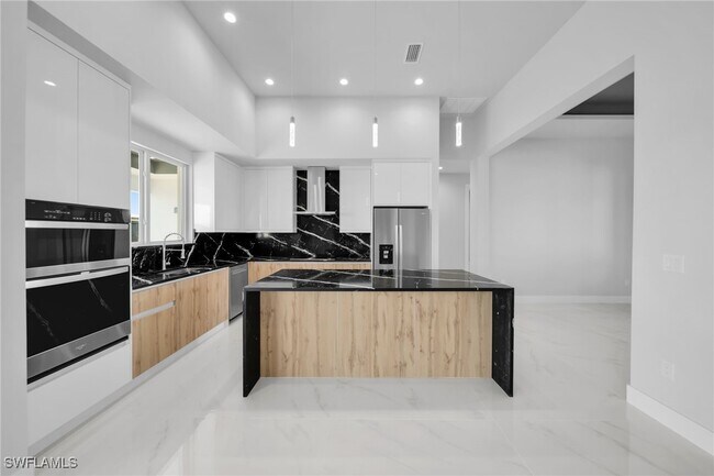Foto del edificio - 1107 NW 40th Pl