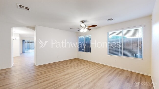 Building Photo - 44336 W McClelland Dr