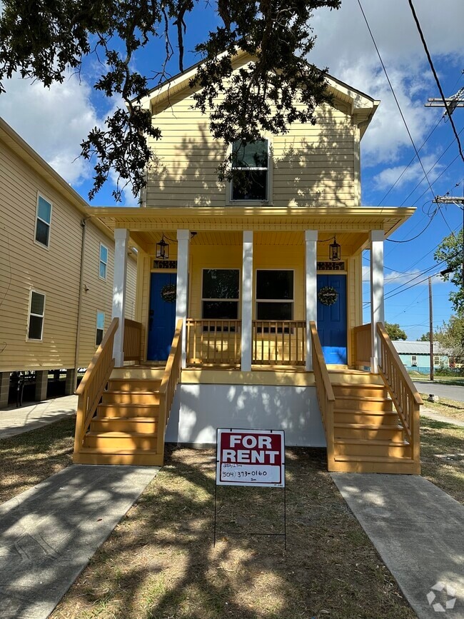 Building Photo - 6333 Saint Claude Ave