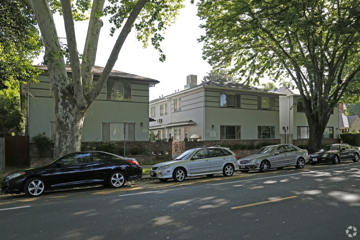 Rio Terrace Apartments Sacramento, CA Rio Terrace Apartments Sacramento, CA
