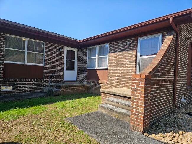 Entrada principal - 3696 Bennett Rd