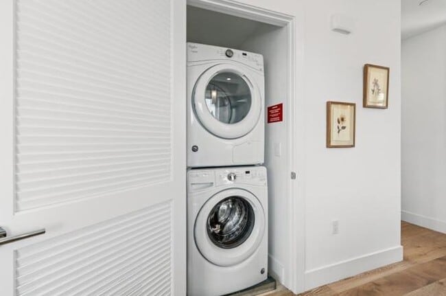 Building Photo - 1101 W El Camino Real