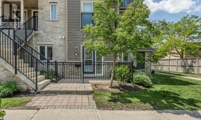 Building Photo - 2891-2891 Rio Ct