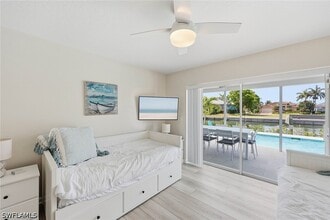 Building Photo - 799 Caribbean Ct