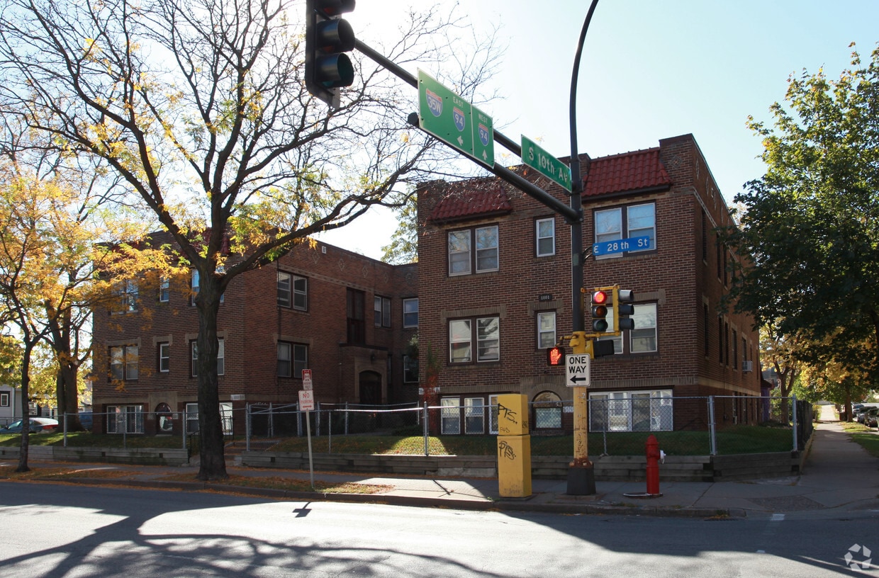 Building Photo - The Antonoff