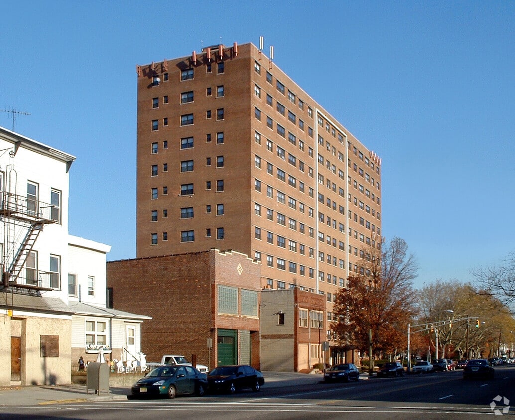 Building Photo - The Kennedy House