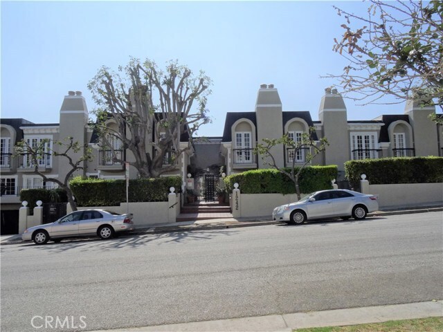 Primary Photo - 1242 Berkeley St