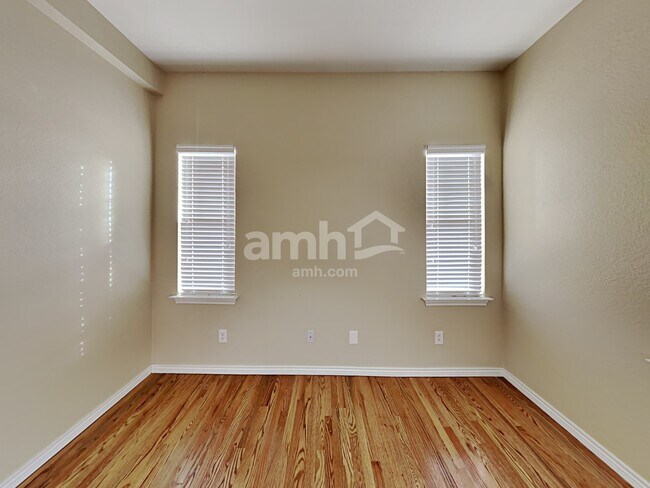 Foto del edificio - 12278 Kittredge Street