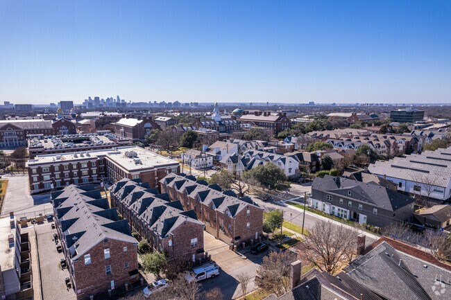 Aerial Photo - 6636 Airline Rd