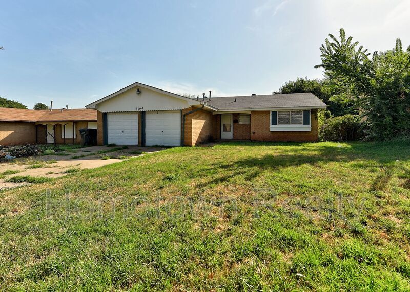 Primary Photo - 5104 S Briarwood Dr