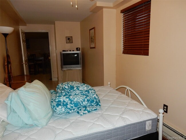 Foto del edificio - 125-09 84th Rd