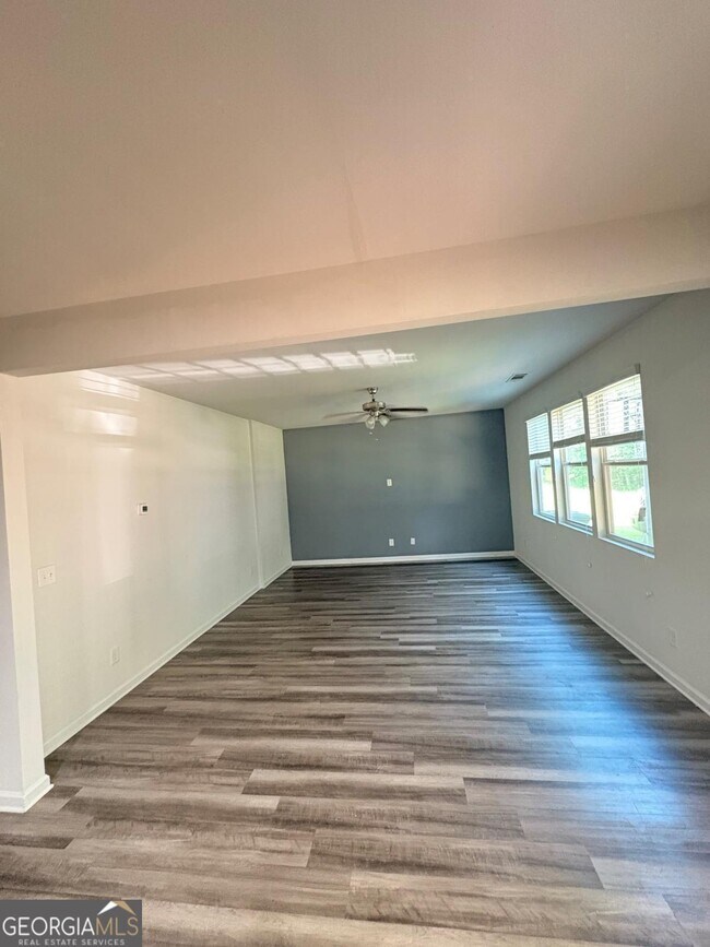 Building Photo - 108 Madison Grace Ave