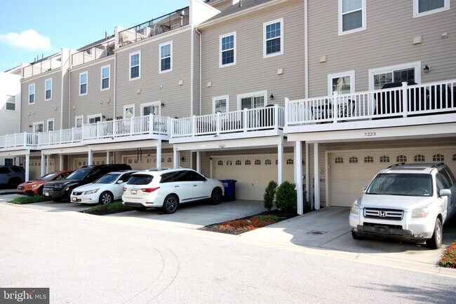 Foto del edificio - 7221 Greenfitch Wy