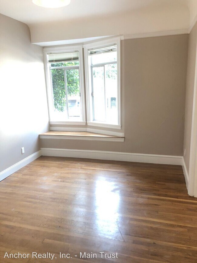 Building Photo - 1601 Lombard St