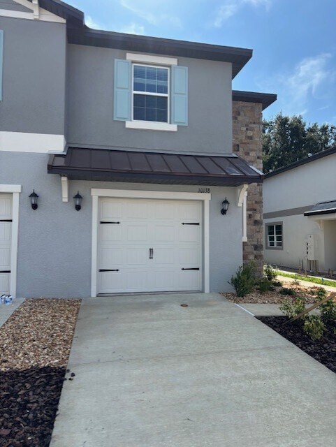 Foto principal - 10138 Trumpet Honeysuckle Wy