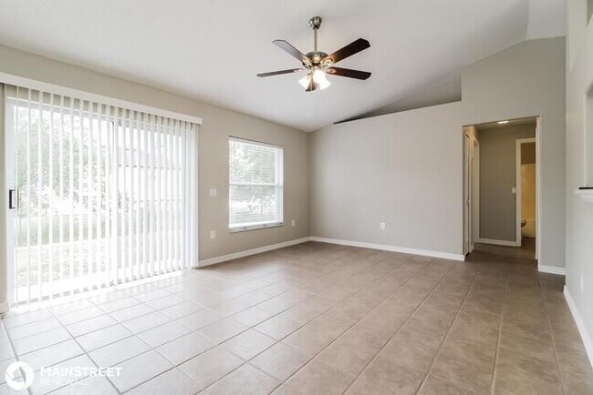 Foto del edificio - 1742 VAN ALLEN CIR, DELTONA, FL 32738