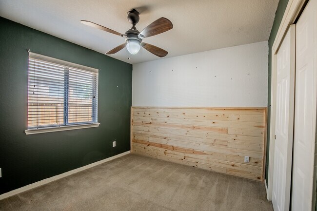 Foto del edificio - 21547 Sullivan Forest Dr