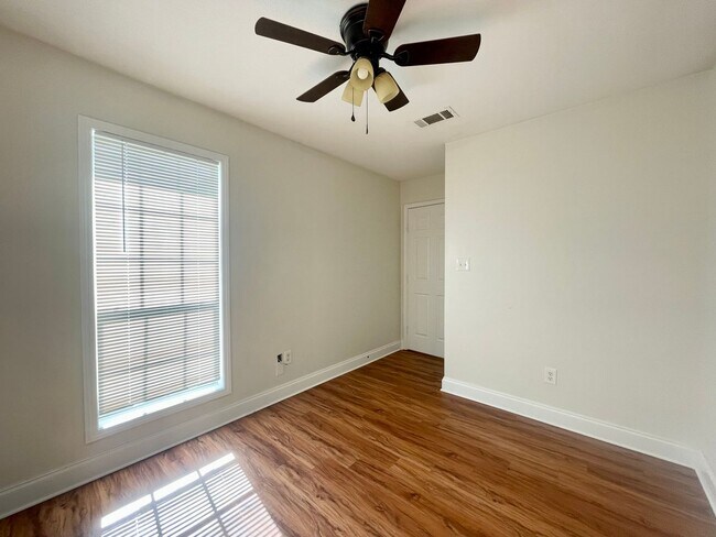Foto del edificio - 3 bed, 2 bath Home for Rent in Pearl!