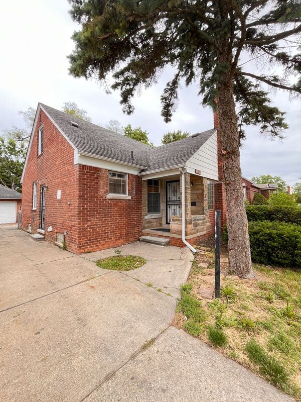 Building Photo - 18465 Harlow Ave