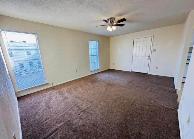 Photo - 628 Papworth Ave Apartment