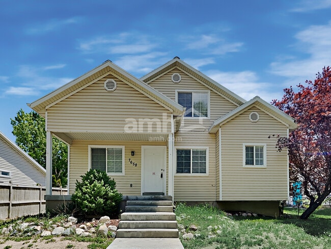 Building Photo - 7658 Snowy Owl Rd