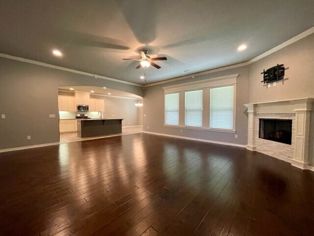Building Photo - 2903 SW Briar Creek Ave