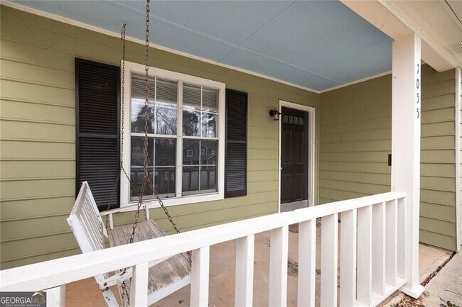 Foto del edificio - 1055 Autumn Crest Ct