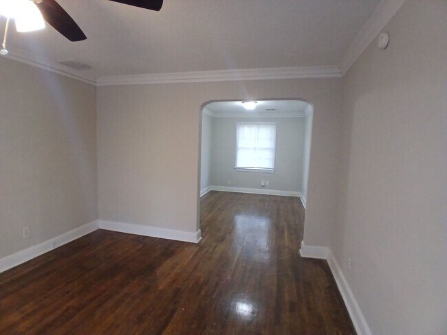 Foto del edificio - Delightful 3 bed 1 bath home - Open To Sec...