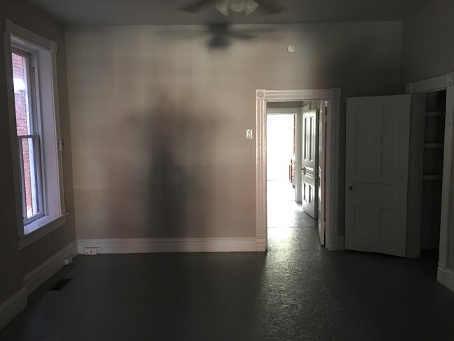 Foto del edificio - 3007 McNair Ave