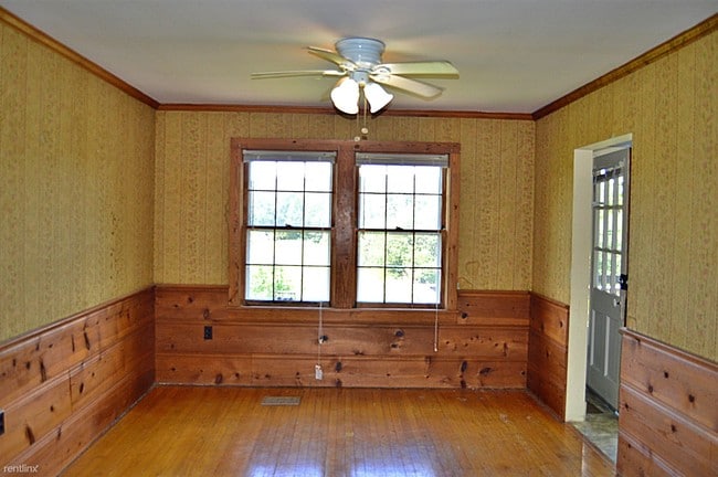 Building Photo - 3 br, 1 bath House - 8074 Russellville Rd