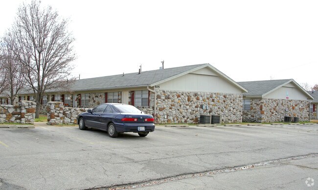 Stonegate Apartments Owasso, OK