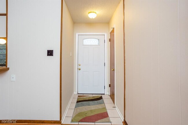 Foto del edificio - 3 br, 1 bath House - 1917 Barger Street