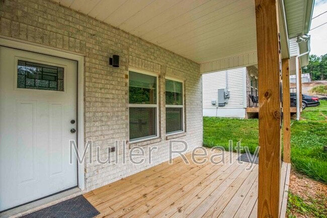 Photo - 3405 Gap Rd House