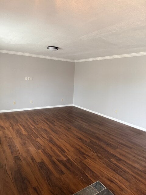 Photo - "Charming 4-Bed Oasis on Kidwell Court – Spacious Living with 2.5 Baths in Indianapolis!" Apartment