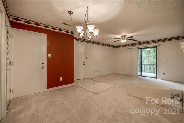 Foto del edificio - 4130 Charlotte Hwy