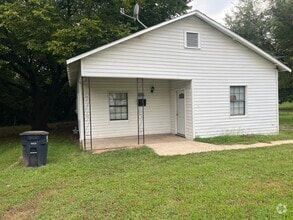 Building Photo - 624 N Oklahoma Ave