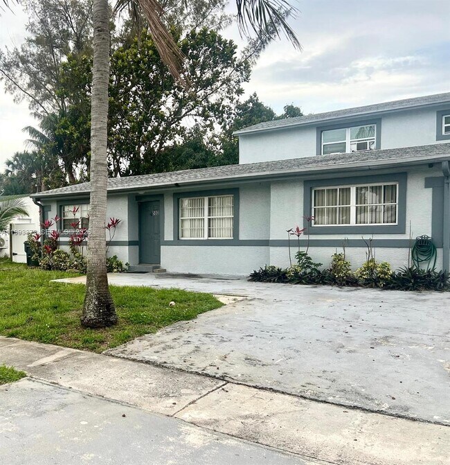 Foto del edificio - 580 Tallulah Rd